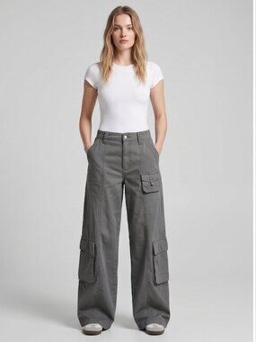 Cotton ON Gray Cargo Pant Size 6 NWT